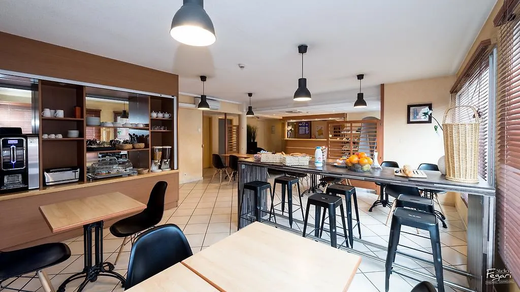 Hotel First Rodez Frankrijk